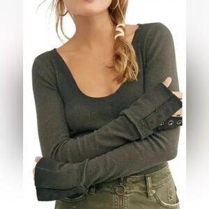 Free People We the Free Darkside Thermal,Size-Large,Color-Army Green